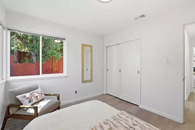 111 Nancy Ct, Mountain View, CA 94041 - Photo 18