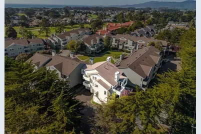 135 Troon Way, Half Moon Bay, CA 94019 - Photo 44