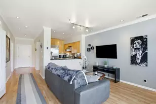 97 E Saint James St 57, San Jose, CA 95112 - Photo 12