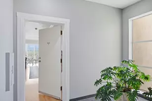 97 E Saint James St 57, San Jose, CA 95112 - Photo 2