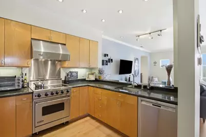 97 E Saint James St 57, San Jose, CA 95112 - Photo 6