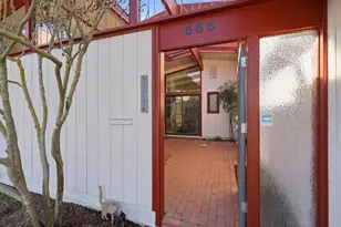 666 Ashbourne Dr, Sunnyvale, CA 94087 - Photo 38