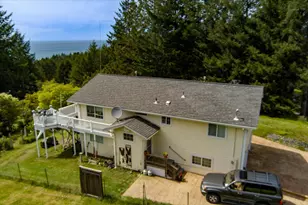 520 Redwood Rd, Whitethorn, CA 95589 - Photo 56