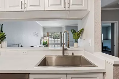 1706 Bevin Brook Dr, San Jose, CA 95112 - Photo 10