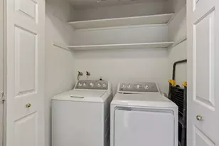 1706 Bevin Brook Dr, San Jose, CA 95112 - Photo 24