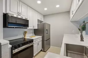 1706 Bevin Brook Dr, San Jose, CA 95112 - Photo 8