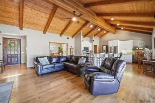 370 Union Heights, Hollister, CA 95023 - Photo 4