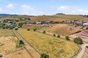 370 Union Heights, Hollister, CA 95023 - Photo 38