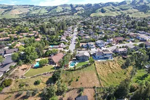 3047 High Meadow Ln, San Jose, CA 95135 - Photo 42