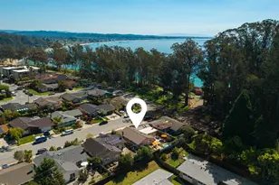 105 Wesley St, Capitola, CA 95010 - Photo 2