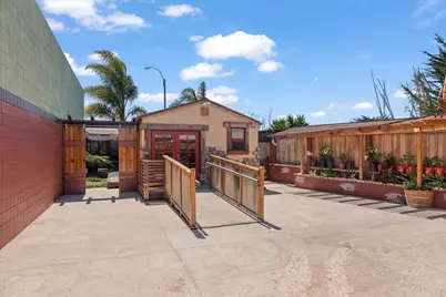 1637 Del Monte Blvd B, Seaside, CA 93955 - Photo 18