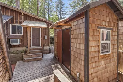 18081 Redwood Dr, Los Gatos, CA 95033 - Photo 32