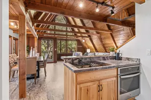 18081 Redwood Drive, Los Gatos, CA 95033 - Photo 20