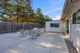 395 Fanyon St, Milpitas, CA 95035 - Photo 40