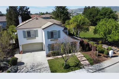 17629 Bentley Dr, Morgan Hill, CA 95037 - Photo 2