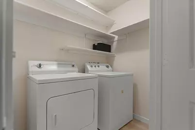 402 Winchester Dr, Watsonville, CA 95076 - Photo 14