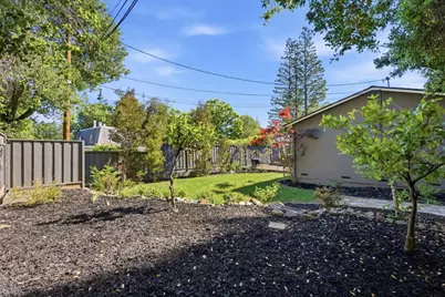 20 Campo Bello Ct, Menlo Park, CA 94025 - Photo 30