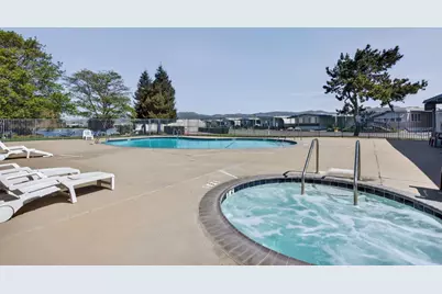 158 Kern St 10, Salinas, CA 93905 - Photo 14