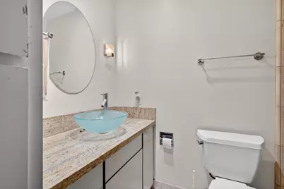 158 Kern St 10, Salinas, CA 93905 - Photo 6
