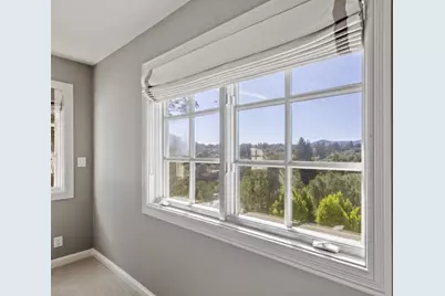 15 Boroughwood Pl, Hillsborough, CA 94010 - Photo 56