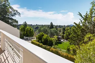 15 Boroughwood Pl, Hillsborough, CA 94010 - Photo 18