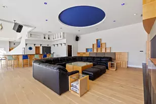 15 Boroughwood Pl, Hillsborough, CA 94010 - Photo 90