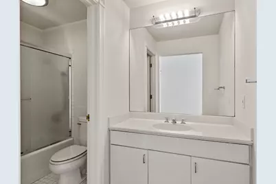 15 Boroughwood Pl, Hillsborough, CA 94010 - Photo 40