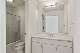 15 Boroughwood Pl, Hillsborough, CA 94010 - Photo 40