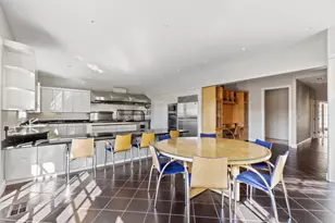 15 Boroughwood Pl, Hillsborough, CA 94010 - Photo 26