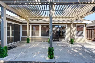 661 Del Mar Dr, Hollister, CA 95023 - Photo 32