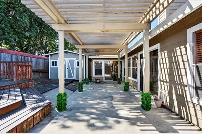 661 Del Mar Dr, Hollister, CA 95023 - Photo 32