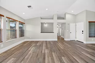 661 Del Mar Dr, Hollister, CA 95023 - Photo 10