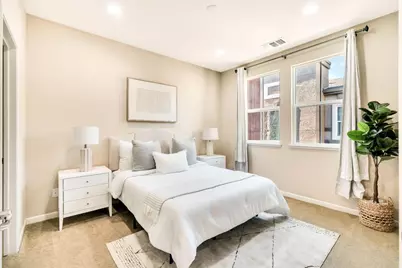 1391 Lee Pl, San Jose, CA 95131 - Photo 18