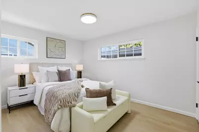 681 Coakley Dr, San Jose, CA 95117 - Photo 18