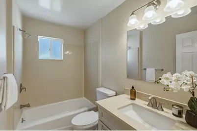 470 Bell St, East Palo Alto, CA 94303 - Photo 16