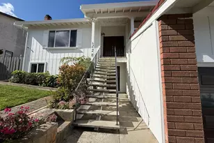 228 Crestview Dr, San Carlos, CA 94070 - Photo 4