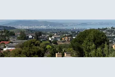 228 Crestview Dr, San Carlos, CA 94070 - Photo 2