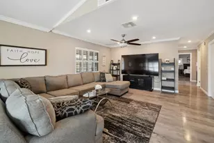 500 W 10th St 79, Gilroy, CA 95020 - Photo 4