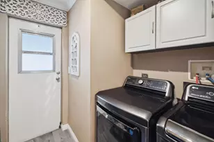 500 W 10th St 79, Gilroy, CA 95020 - Photo 26