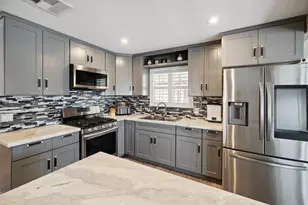 500 W 10th St 79, Gilroy, CA 95020 - Photo 8