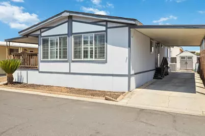 500 W 10th St 79, Gilroy, CA 95020 - Photo 36