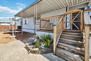 500 W 10th St 79, Gilroy, CA 95020 - Photo 34