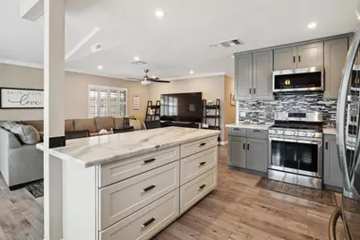 500 W 10th St 79, Gilroy, CA 95020 - Photo 10