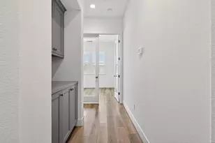 2080 White Oak Dr, Hollister, CA 95023 - Photo 12