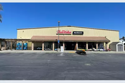 1260 Fourth St, Hollister, CA 95023 - Photo 1