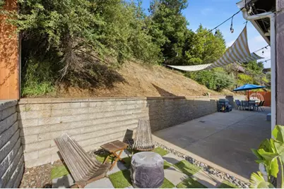 8622 Thermal St, Oakland, CA 94605 - Photo 16