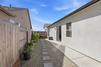 1575 Sunflower Dr, Hollister, CA 95023 - Photo 40