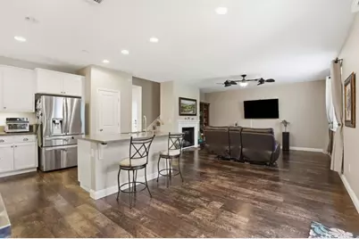 9554 Rodeo Dr, Gilroy, CA 95020 - Photo 8