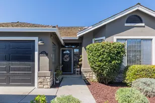 746 Nacional Ct, Salinas, CA 93901 - Photo 2