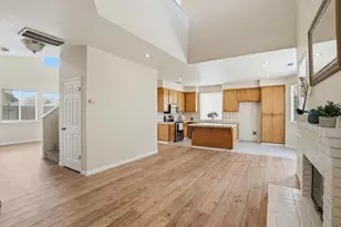 1974 Rainier Dr, Los Banos, CA 93635 - Photo 8